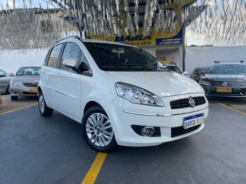 Imagem 1 de 12 de Fiat Idea Essence 1.6