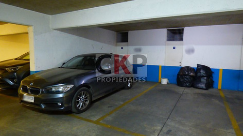 3d/3b / 2 Estacionamientos/ A Pasos Parque Arauco