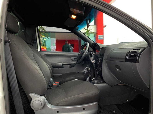 Fiat Strada 1.4 Mpi Hard Working Cs 8v Flex 2p Manual