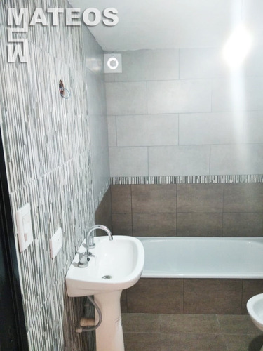 Imagen 8 de 14 de Venta Chalet Mar Del Tuyu 69 E/ 6 Y 7