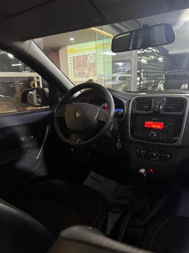 Renault Logan 1.6 Expression / Life +