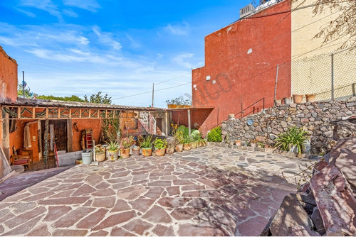 Casa Para Remodelar Y Terminar De Construir En San Miguel De Allende, Gto.