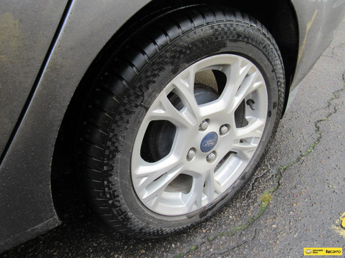 Imagen 21 de 25 de Ford Fiesta 1.6 Se
