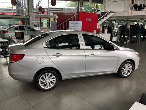 Imagen 3 de 15 de Chevrolet Aveo 2018 4p Lt L4/1.5 Man