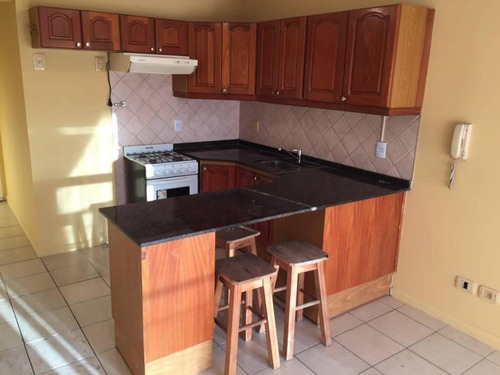 Imagen 4 de 13 de En Venta Departamento 2 Ambientes Barcelona Iii, D'elia 1210