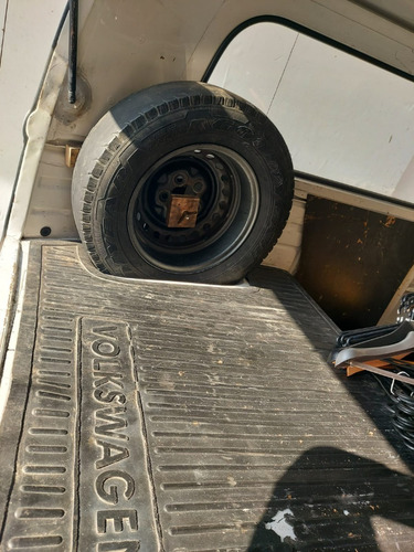 Imagem 5 de 5 de Vw Kombi 2006 - Gasolina / Gás - Branca