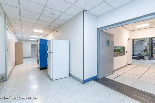 Edificio Comercial En Renta En Cuauhtemoc Calle Triunfo 25-226 Cr