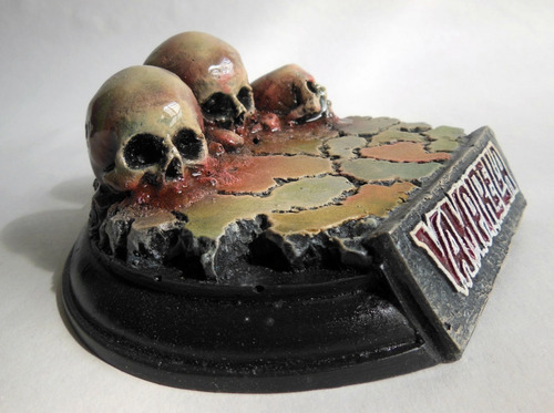 Coleccionable, Base De Resina Para Vampirella Sin Pintar 1/6 (Usado)