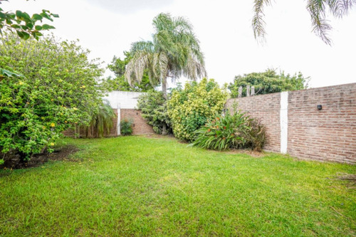 Venta Casa 3 Ambientes Ezpeleta