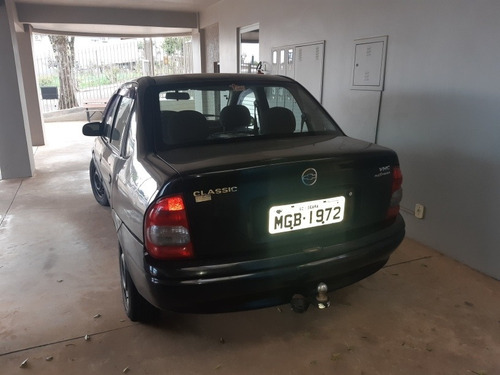 Imagem 3 de 5 de Chevrolet Classic Life 1.0 8v Basico