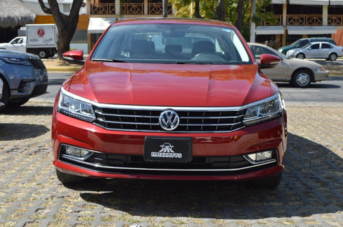 Volkswagen Passat 2018 V6 Rojo