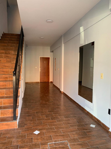 Monoambiente En Pilar Centro - Oportunidad Y Comodidad
