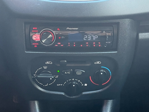 Peugeot 207 1.4 XR 8V FLEX 2P MANUAL