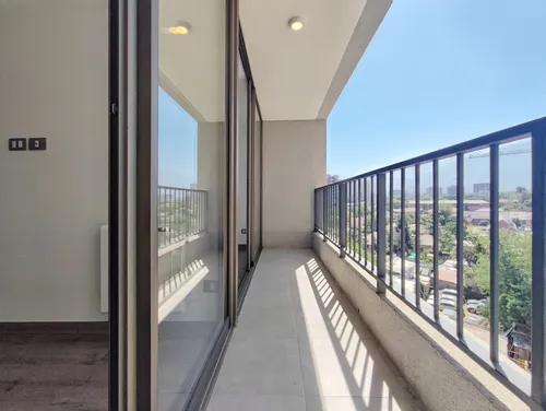 Edificio Zañartu (1 Est. 1 Bod.) Vista Suroriente Piso 8