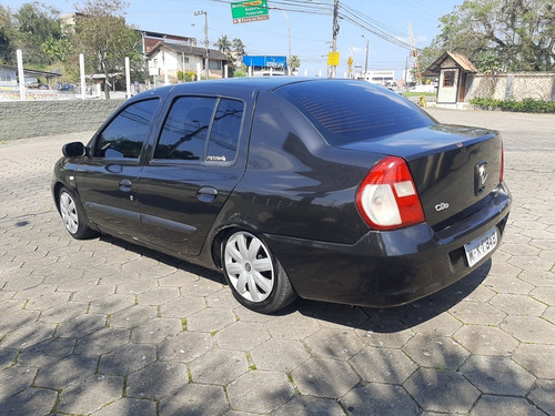 Renault Clio Sedan 2008 1.0 16v Authentique Hi-flex 4p