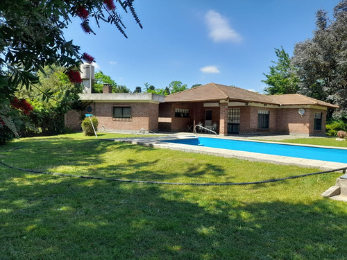 Venta Casa Quinta 3 Amb 2 Lotes Con Piscina