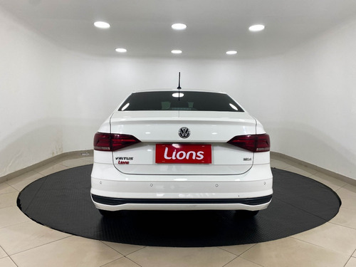 Imagem 6 de 23 de Volkswagen Virtus