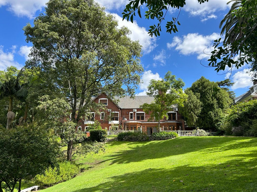 Residencia De 6 Ambientes En Venta En Barranca De San Isidro
