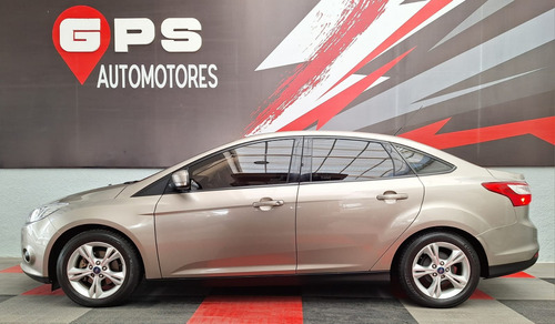 Ford Focus III 1.6 Sedan S