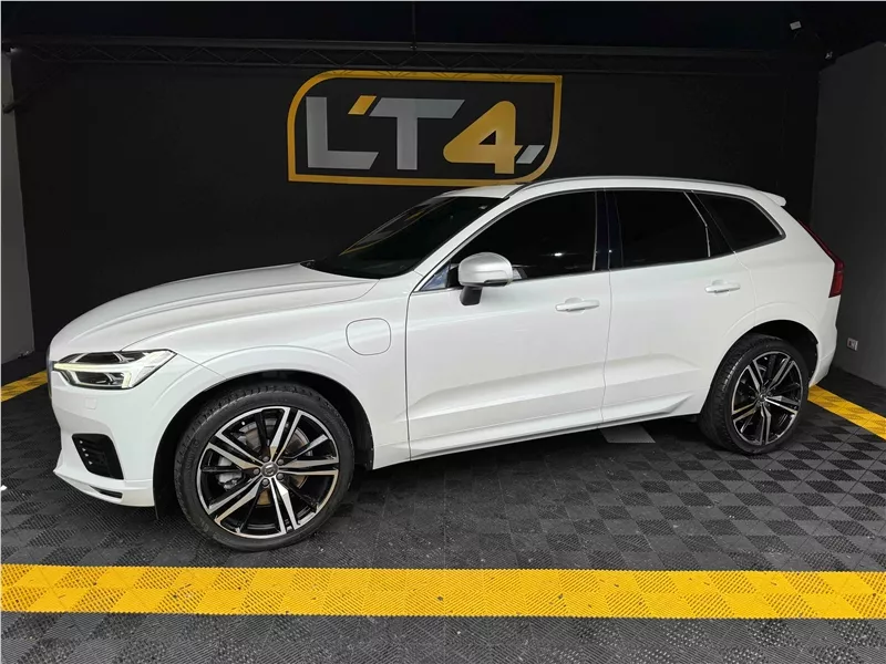 Volvo XC60 2.0 T8 HYBRID R-DESIGN AWD GEARTRONIC