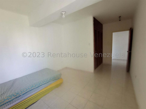 Imagen 21 de 28 de Apartamento En Alquiler San Jacinto 3h/2b Estef 23-25863