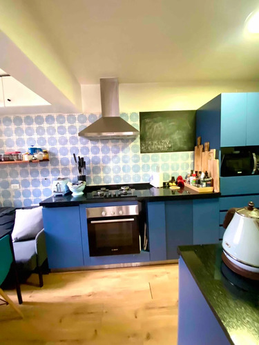 Vitacura: Amoblado. 4 Dormitorios, 3 Baños. Remodelado.