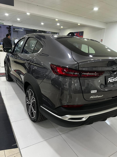 Fiat FASTBACK 1.3 T270 At6