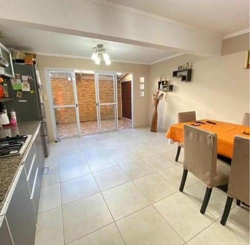 Ph En Venta - 2 Dormitorios 2 Baños - 85mts2 - Morón