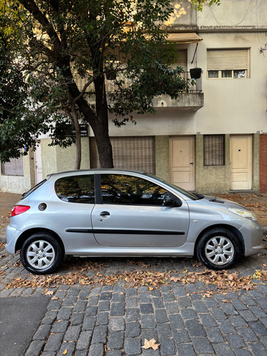 Peugeot 207 1.4 Active 75cv