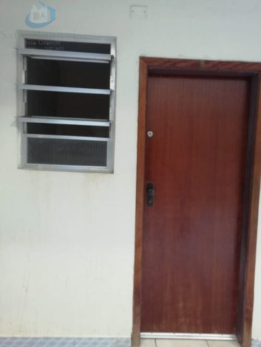 Imagem 5 de 15 de Kitnet, Ótima Localização, Próximo De Todo Comércio Local, No Boqueirão, Prédio Familiar, Com 01 Vag - Si1422