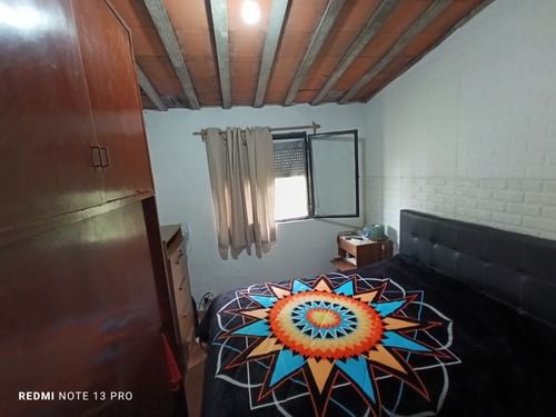 Muy Linda Y Solida Casa Villa Aeroparque