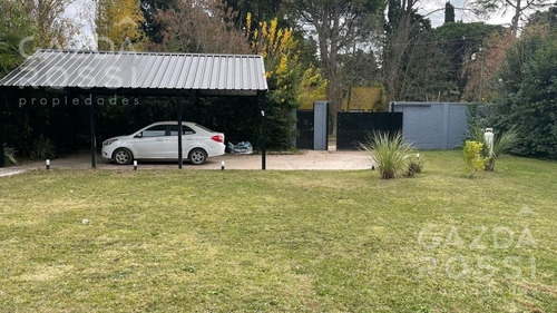 Imagen 3 de 28 de Excelente Casa Quinta Con Piscina En San Vicente!