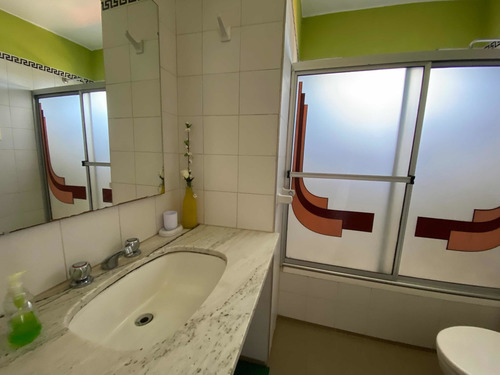 Imagen 10 de 10 de Dueño Vende Apartamento Torre Antares 2 Dormitorios 2 Baños 2 Garages .punta Del Este