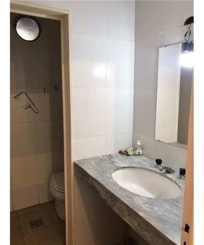 Imagen 7 de 10 de Vende Oficina Piso 8 Microcentro 9 De Julio