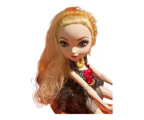 Boneca Da Ever After High Usada