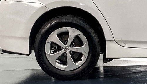 Imagen 13 de 15 de 28500 - Toyota Prius 2015 Con Garantía