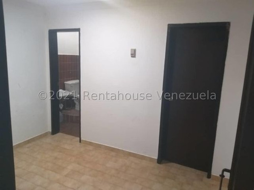 Imagen 10 de 30 de Oficina En Venta En El Este De La Ciudad De Barquisimeto, Acepta Financiamiento, Inf. 0424-5337900, Cod. 22-13567, Nds 11/02