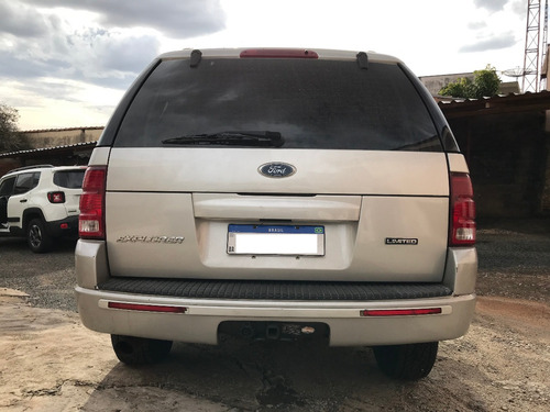 Ford Explorer 2005
