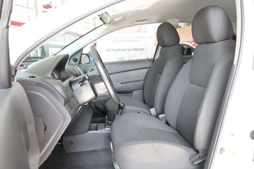 Imagen 11 de 13 de Chevrolet Aveo 2018 1.6 Ls At