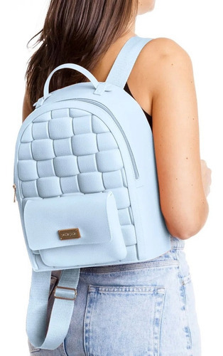 Mochila Petite Jolie Chris PJ10413, frontal, textura flotante, color azul cielo