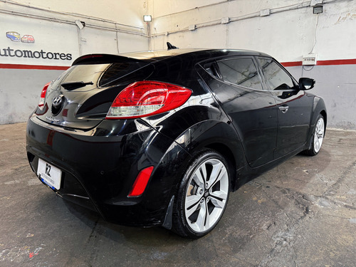 Hyundai Veloster 1.6 130cv At