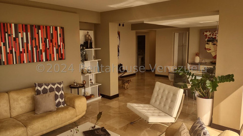 Sq Vendo Apartamento En La Urb. Miranda D24-18041s