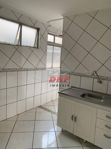 Imagem 2 de 6 de 2 Dorms Reformado A 50 Mts Da Av Timóteo Penteado - Vila Milton - Ap0530