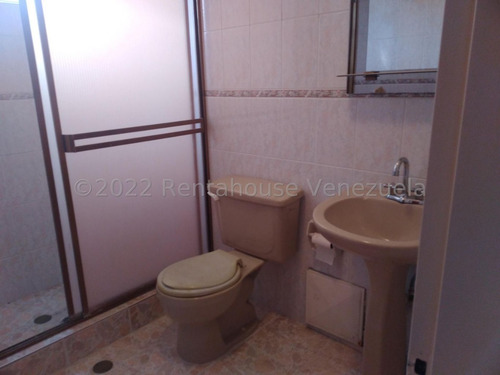 Imagen 6 de 11 de Apartamento En Alquiler La Candelaria Maracay Nv