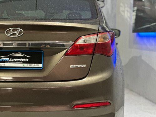 Hyundai HB20S 1.6 Style Flex Aut. 4p