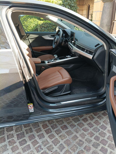 Versión 40 Tfsi Mild Hybrid Select, Stronic Gris Manhattan