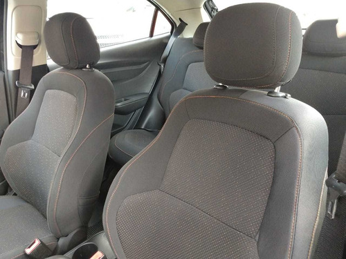 Chevrolet Onix 1.0 2014