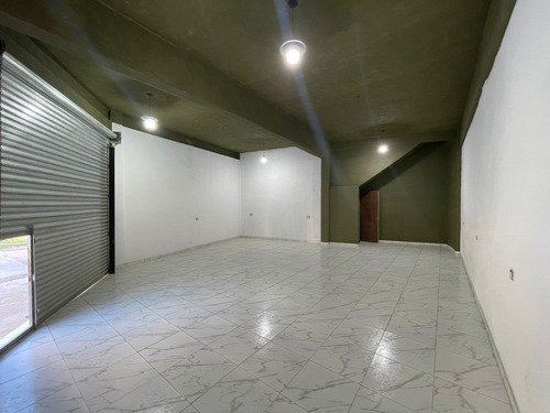 Imagen 8 de 10 de Local Comercial En Alquiler. Spegazzini