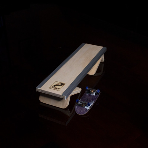 Imagen 3 de 3 de Plush Ramps | Classic Bench