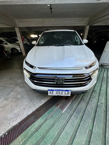 Imagen 11 de 15 de Fiat Toro Volcano 2.0 16v Multijet 4x4 At9 My23 Diesel U
